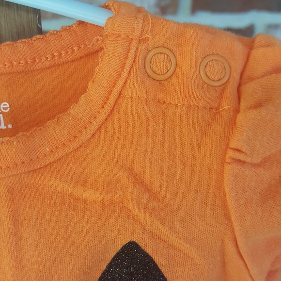 Never worn, pumpkin tutu Carter's onsie - Picture 3 of 3